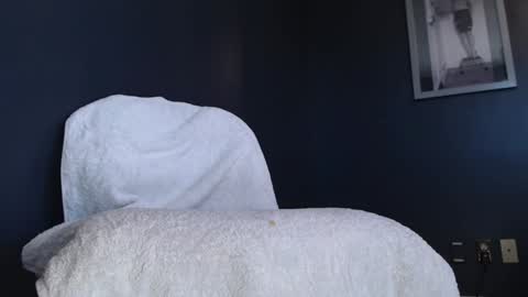 Snapshot of butch215 chatting on 12.23.24 Butch online show from 12.23.24