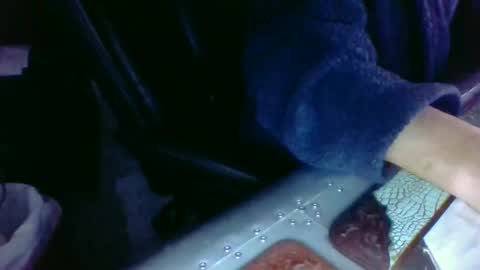 Snapshot of butslutt2 chatting on 01.08.26 butslutt2 online show from 01.08.26