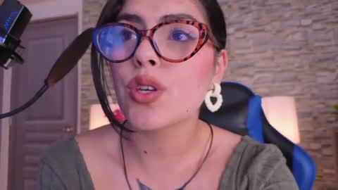 Lia Butterfly  online show from 05.26.26