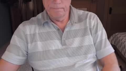 Snapshot of buttnakedfun954737 chatting on 12.20.24 Miles online show from 12.20.24