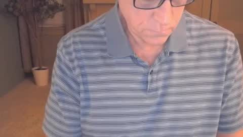 Snapshot of buttnakedfun954737 chatting on 12.30.24 Miles online show from 12.30.24