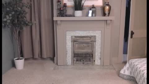 Snapshot of buttnakedfun954737 chatting on 02.08.25 Miles online show from 02.08.25