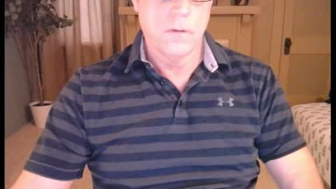 Snapshot of buttnakedfun954737 chatting on 02.09.25 Miles online show from 02.09.25