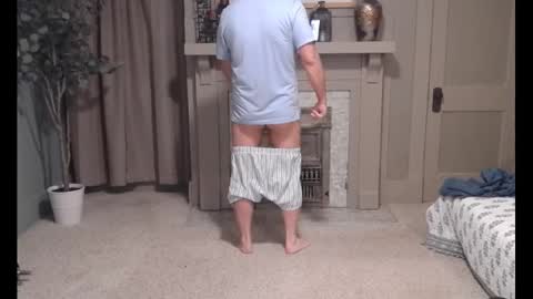 Snapshot of buttnakedfun954737 chatting on 02.18.25 Miles online show from 02.18.25