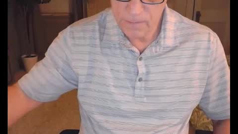 Snapshot of buttnakedfun954737 chatting on 03.03.25 Miles online show from 03.03.25