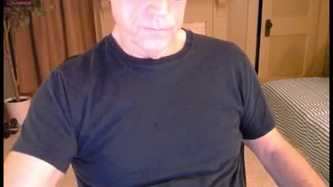 Snapshot of buttnakedfun954737 chatting on 10.21.25 Miles online show from 10.21.25