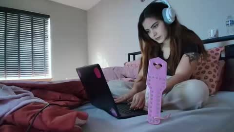 Snapshot of bxdieelatina chatting on 02.09.26 bxdieelatina online show from 02.09.26