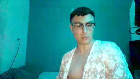 Snapshot of byegay chatting on 12.01.25 byegay online show from 12.01.25