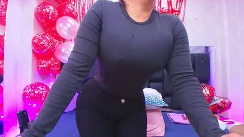 Carolina online show from 02.12.25