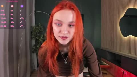 Snapshot of c_moonie_ chatting on 05.27.26 Polly online show from 05.27.26