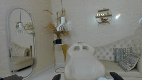 Camii Sweet  online show from 04.08.26