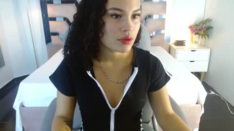 Snapshot of cailin_reyes chatting on 07.22.26 cailin_reyes online show from 07.22.26