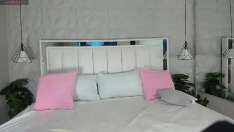 Snapshot of cailynbrowm chatting on 01.09.25 CailynBrown online show from 01.09.25