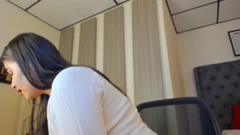 Snapshot of caitlingomez0 chatting on 02.01.26 caitlingomez0 online show from 02.01.26