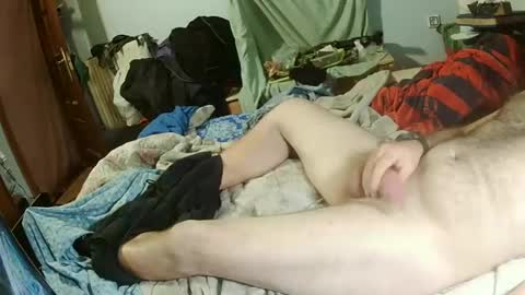 Snapshot of calentorro31979 chatting on 01.11.25 calentorro31979 online show from 01.11.25