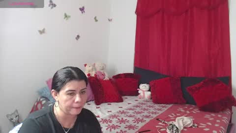 Snapshot of caliente_in_passion chatting on 06.12.26 caliente_in_passion online show from 06.12.26
