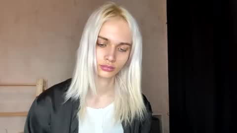 Snapshot of caliscott_ chatting on 07.18.26 Cali online show from 07.18.26