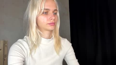 Snapshot of caliscott_ chatting on 07.27.26 Cali online show from 07.27.26
