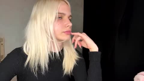 Snapshot of caliscott_ chatting on 07.28.26 Cali online show from 07.28.26