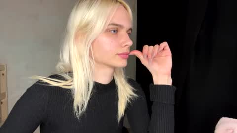 Snapshot of caliscott_ chatting on 07.28.26 Cali online show from 07.28.26
