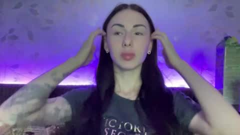 Anna online show from 03.04.25