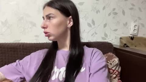 Anna online show from 10.25.25