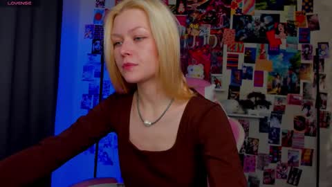 Robin online show from 11.11.25