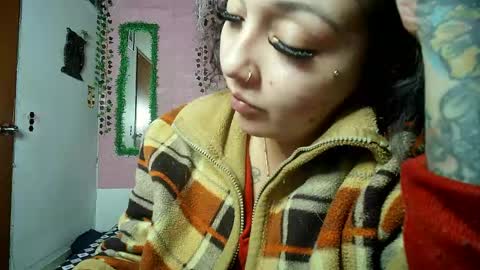 Snapshot of callme_lolas chatting on 04.30.26 paula online show from 04.30.26
