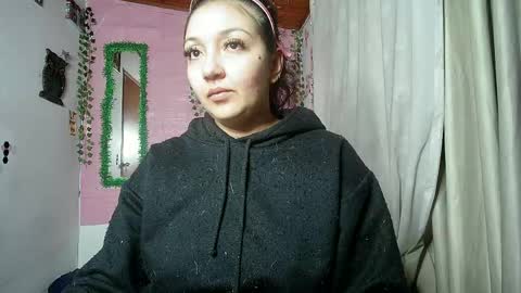 Snapshot of callme_lolas chatting on 06.01.26 paula online show from 06.01.26