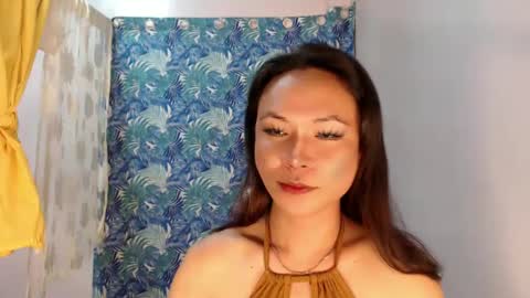 callme meya in asia online show from 12.08.24