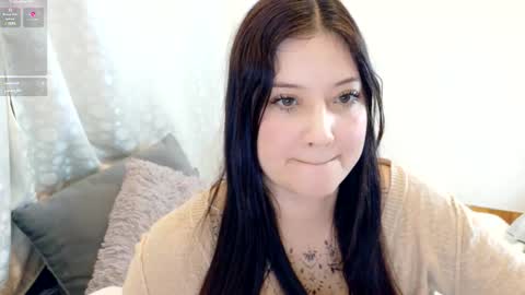ViCtOriA online show from 10.22.25