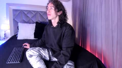 calmacaos online show from 02.12.26