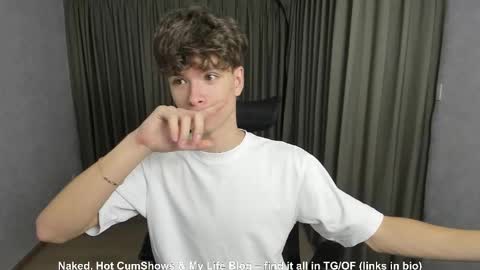 Hey I am Calvin  online show from 10.12.25