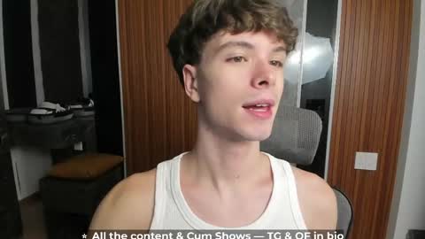 Hey I am Calvin  online show from 06.06.26