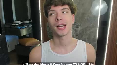 Hey I am Calvin  online show from 07.12.26