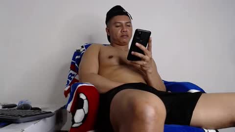 calvinhotlatino online show from 12.22.24