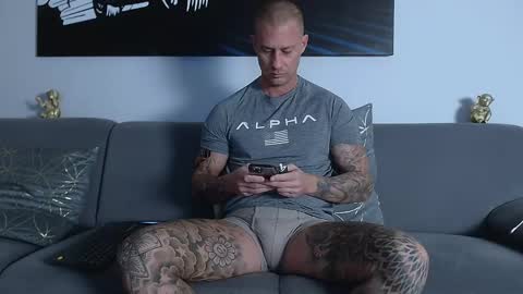 Calvin  online show from 01.30.25