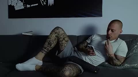 Calvin  online show from 10.13.25