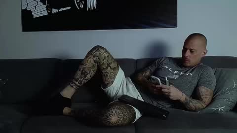 Calvin  online show from 10.28.25