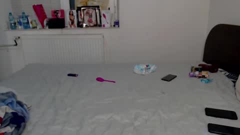 Snapshot of calvinjohnlad chatting on 02.14.25 Calvinjohnlad online show from 02.14.25