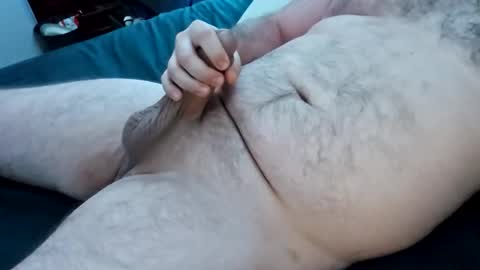 Snapshot of calyman77 chatting on 12.15.25 calyman77 online show from 12.15.25