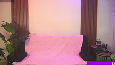 Calypso and Kayla online show from 05.12.26