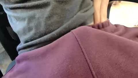 Snapshot of cam_sklave_erik_20 chatting on 09.30.25 Erik online show from 09.30.25