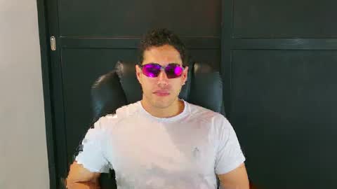 camara110 online show from 01.26.25