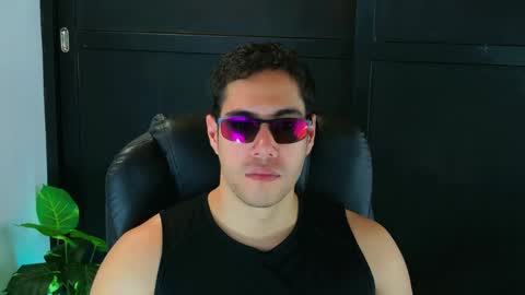 camara110 online show from 02.20.25