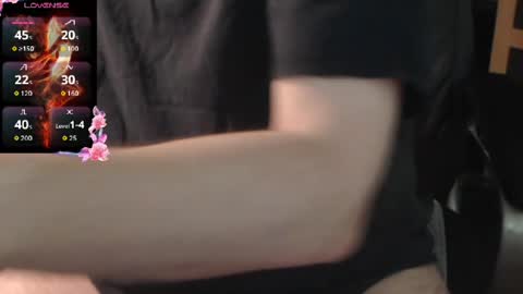 Snapshot of camboy301077 chatting on 05.25.26 steffencamboy online show from 05.25.26