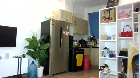 Snapshot of camclit chatting on 11.17.25 Princess online show from 11.17.25