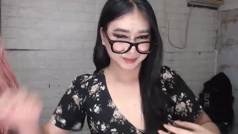 camela_star online show from 10.08.25