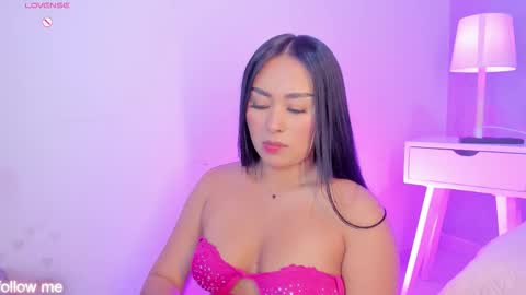 Camelia Smith online show from 11.19.25