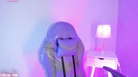 Camelia Smith online show from 02.06.26